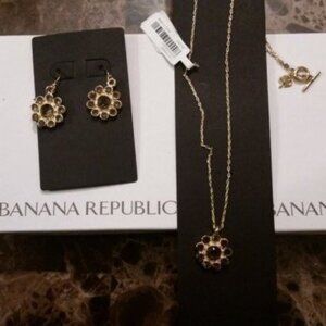 Banana Republic Necklace+Earring Set NWT